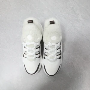 LV ARCHLIGHT SNEAKER – LSVM017