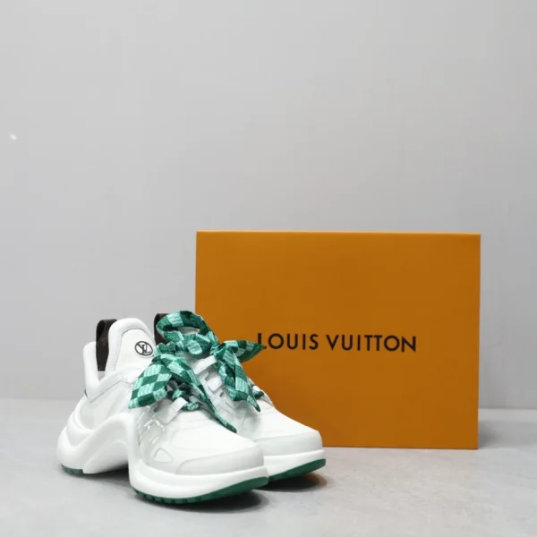 LV ARCHLIGHT SNEAKER – LSVM021