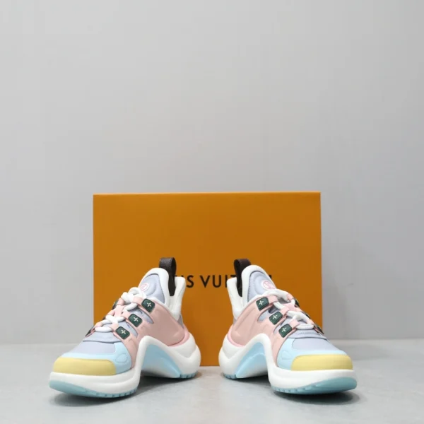 LV ARCHLIGHT SNEAKER – LSVM024