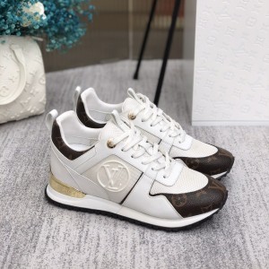 LV RUN AWAY SNEAKER – LSVM061