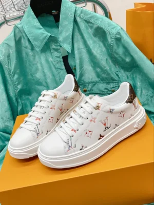 LV TIME OUT SNEAKER – LSVM034