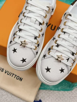 LV TIME OUT SNEAKER – LSVM044