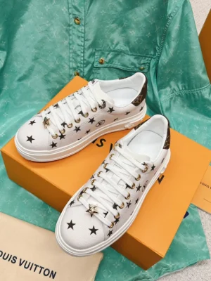 LV TIME OUT SNEAKER – LSVM044