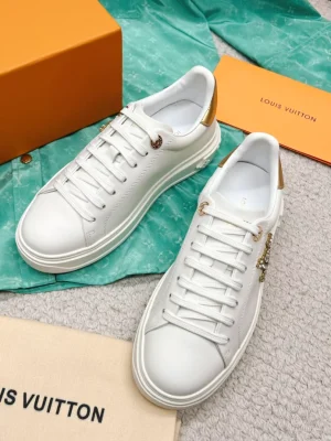 LV TIME OUT SNEAKER – LSVM045