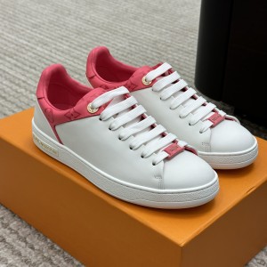 LV TIME OUT SNEAKER – LSVM047