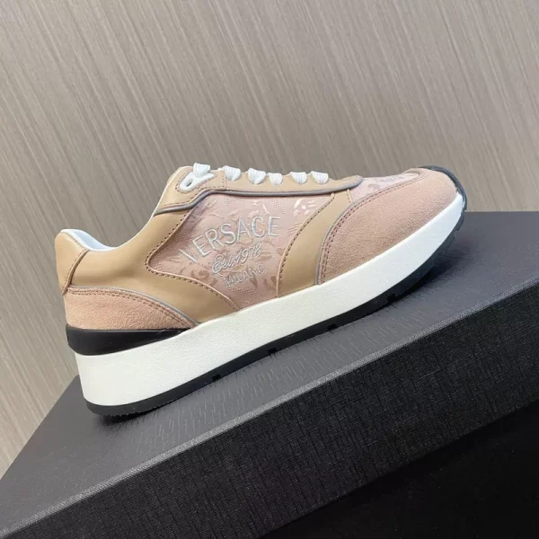 VERSACE MILANO RUNNER SNEAKERS - VS46