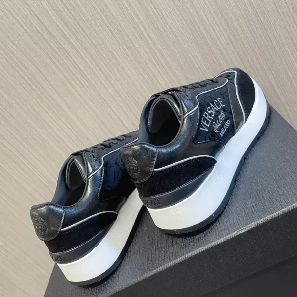 VERSACE MILANO RUNNER SNEAKERS - VS47