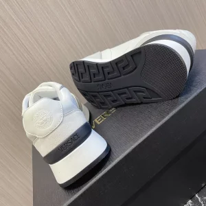 VERSACE MILANO RUNNER SNEAKERS - VS49