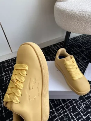 BURBERRY BOX LOGO-DEBOSSED LEATHER SNEAKERS - BBR098