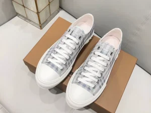 BURBERRY CHECK COTTON SNEAKERS - BBR127