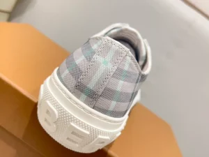 BURBERRY CHECK COTTON SNEAKERS - BBR127