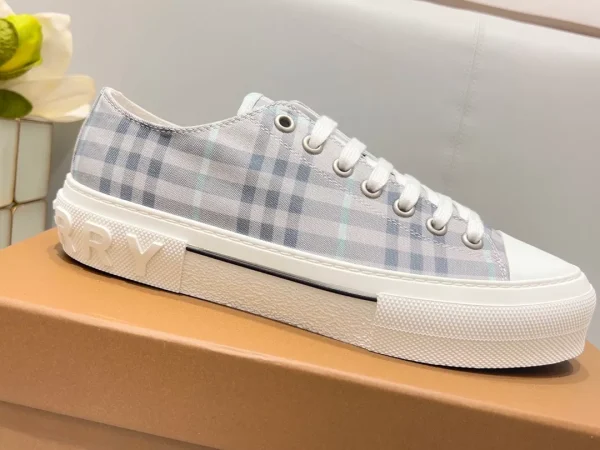 BURBERRY CHECK COTTON SNEAKERS - BBR127