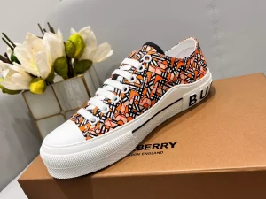 BURBERRY CHECK COTTON SNEAKERS - BBR129