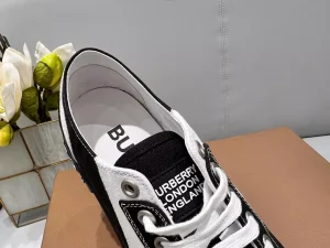 BURBERRY CHECK COTTON SNEAKERS - BBR130