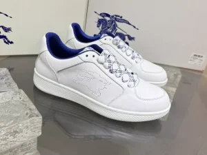 BURBERRY LEATHER STOCK SNEAKERS IN WHITE - BBR091