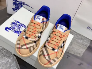 BURBERRY TERRACE CHECK SNEAKERS - BBR093