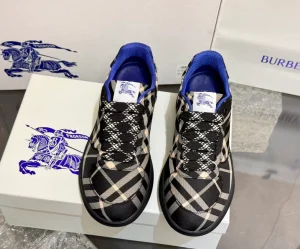 BURBERRY TERRACE CHECK SNEAKERS - BBR094