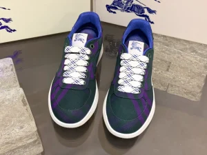 BURBERRY TERRACE CHECK SNEAKERS - BBR103