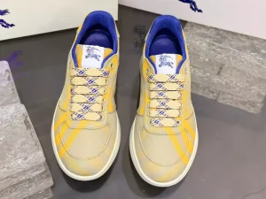 BURBERRY TERRACE CHECK SNEAKERS - BBR104