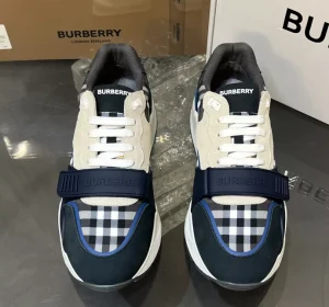 BURBERRY VINTAGE CHECK SNEAKERS - BBR111