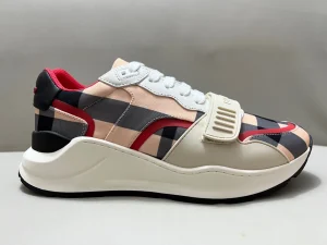 BURBERRY VINTAGE CHECK SNEAKERS - BBR112