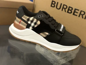 BURBERRY VINTAGE CHECK SNEAKERS - BBR114