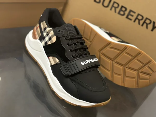 BURBERRY VINTAGE CHECK SNEAKERS - BBR114