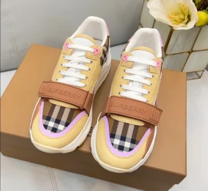 BURBERRY VINTAGE CHECK SNEAKERS - BBR120