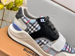 BURBERRY VINTAGE CHECK SNEAKERS - BBR125