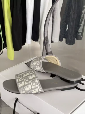 Dior New Arrival - SDD027