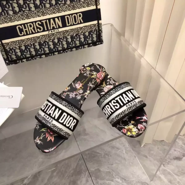 Dior Slippers - SDD001 - Image 3