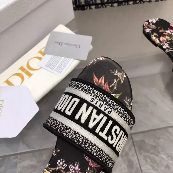 Dior Slippers - SDD001