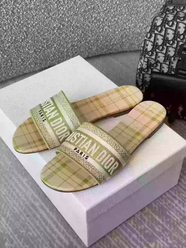 Dior Slippers - SDD025