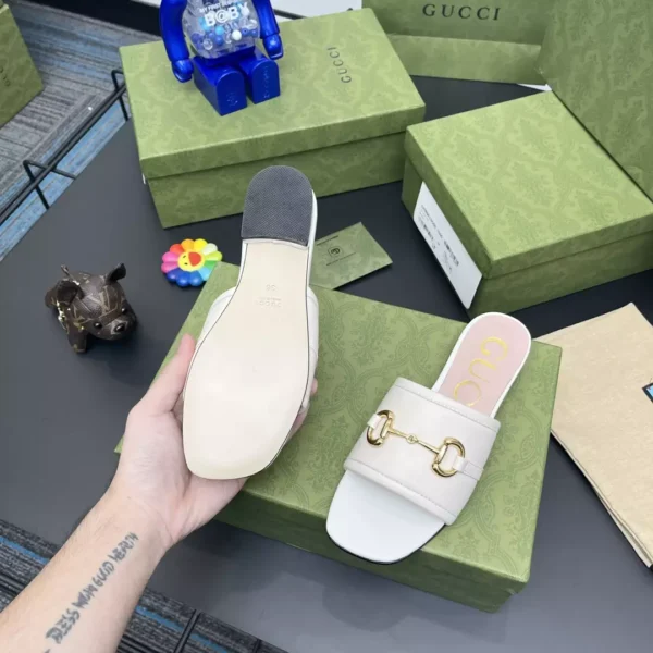 GUCCI SLIPPERS - SDG027