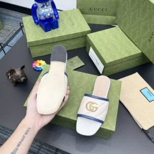 GUCCI SLIPPERS - SDG029