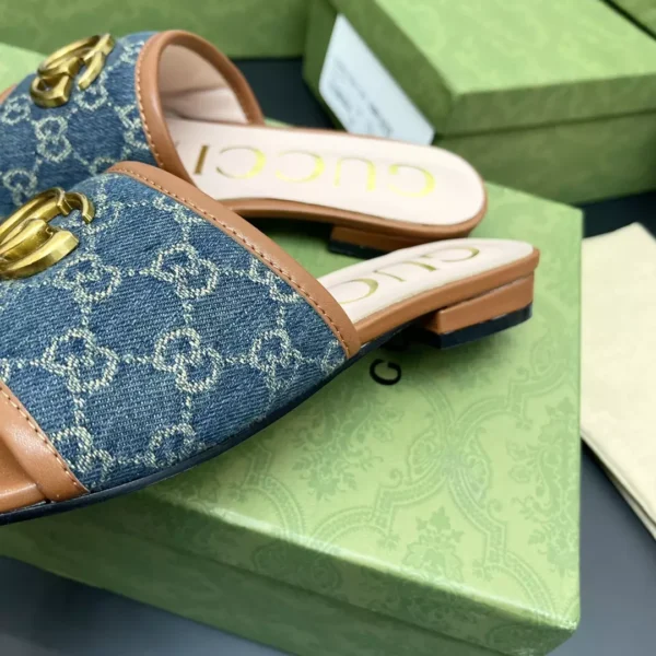 GUCCI SLIPPERS - SDG032