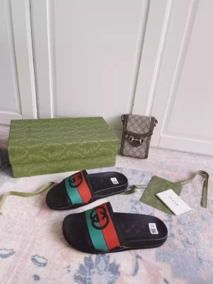 GUCCI SLIPPERS - SDG035
