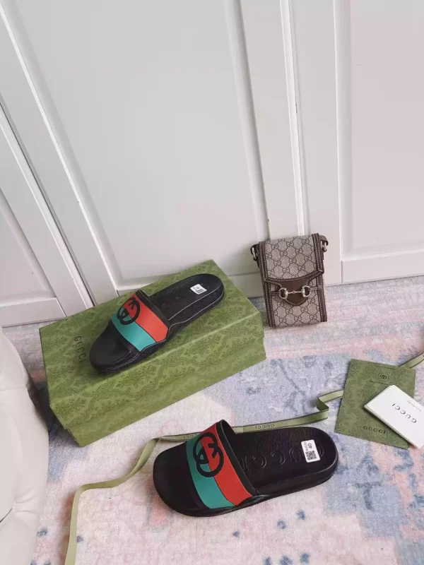 GUCCI SLIPPERS - SDG035