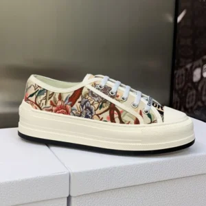 WALK'N'DIOR PLATFORM SNEAKERS UNISEX JARDIN D'HIVER EMBROIDERED WHITE – CD154