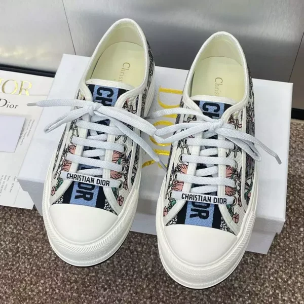 WALK'N'DIOR PLATFORM SNEAKERS UNISEX MILLEFIORI EMBROIDERED WHITE – CD149