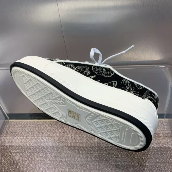 WALK'N'DIOR PLATFORM SNEAKERS UNISEX TOILE DE JOUY MEXICO EMBROIDERED BLACK – CD182