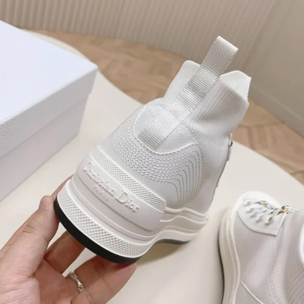 WALK'N'DIOR PLATFORM SNEAKERS WOMEN TECHNICAL MESH AND CALFSKIN WHITE – CD166