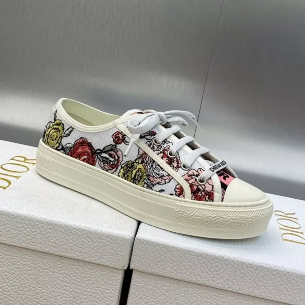 WALK'N'DIOR SNEAKERS WOMEN FLORILEGIO EMBROIDERED WHITEPINK – CD155