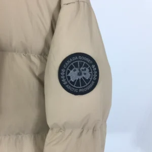 Canada Goose Jacket - CG077
