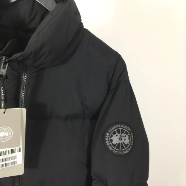 Canada Goose Jacket - CG078