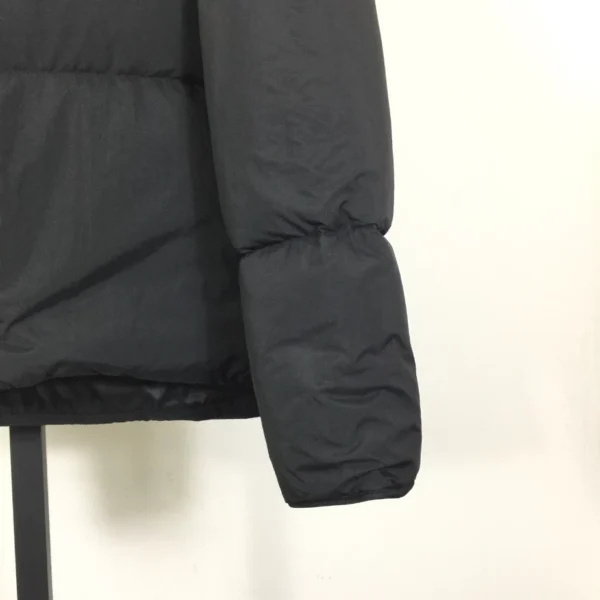 Canada Goose Jacket - CG078