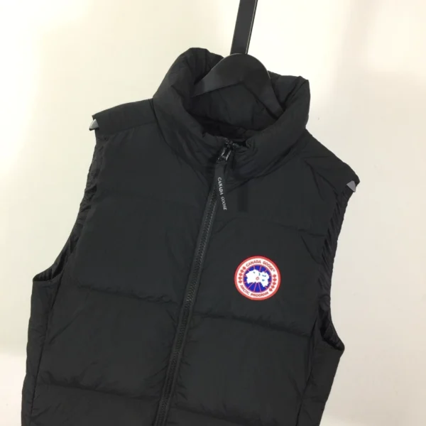 Canada Goose Jacket - CG079