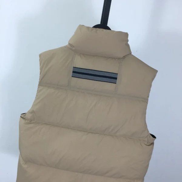 Canada Goose Jacket - CG081