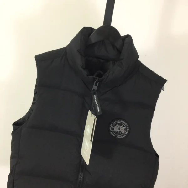 Canada Goose Jacket - CG081