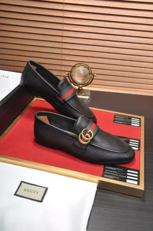 GUCCI BLACK LEATHER LOAFER WITH DOUBLE G AND WEB - LDG28